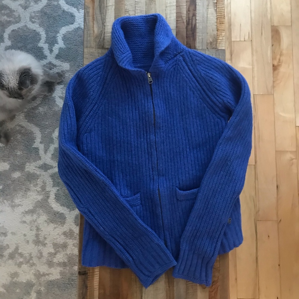 COPY - Aritzia TNA Sea to Sky wool zip up sweater